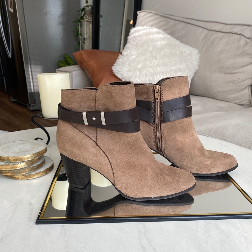 Brown Tan Giani Bernini Memory Foam Booties Size 8